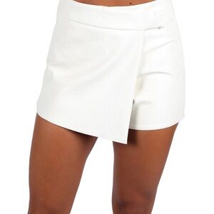 White Faux leather skorts M